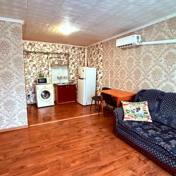 Краснопільська вул., 6