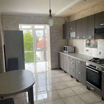 Йосипа Лапушкіна пров., (Будинок)