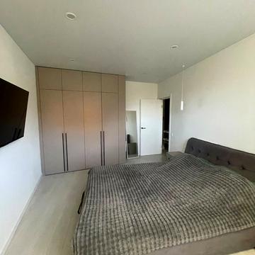 Жовківська вул., 2