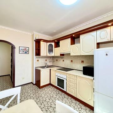 Єлизавети Чавдар вул., 3