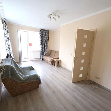 Ботанічна вул., 19