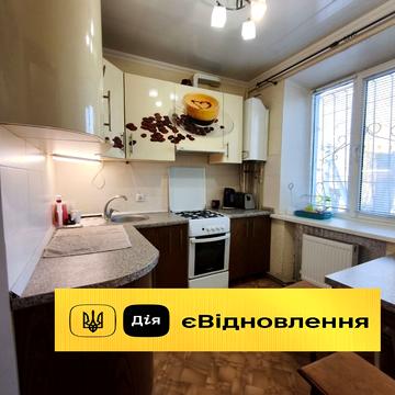 Квітів вул., 8