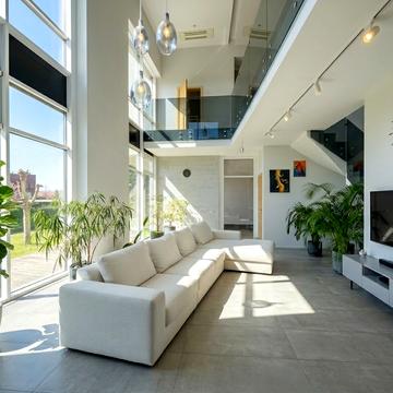 Насосна, 12 А