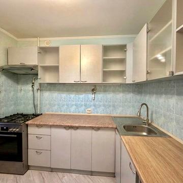 Героїв Майдану вул. (Червоноармійська), 57