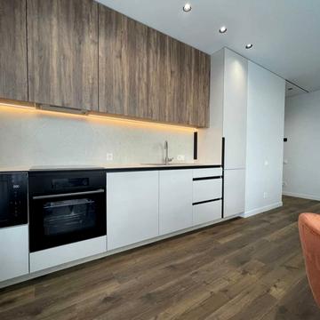 Ужгородський пров., 4/1