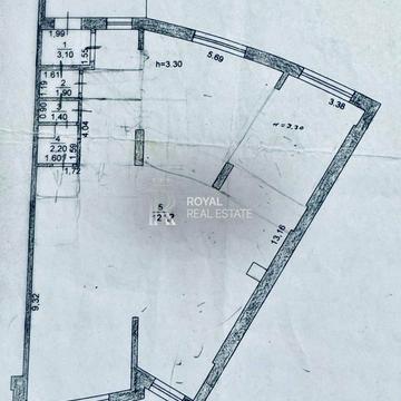 Машинобудівників вул., 17