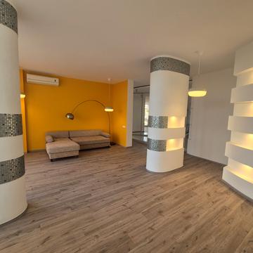 Володимира Івасюка просп. (Героїв Сталінграду), 8-А