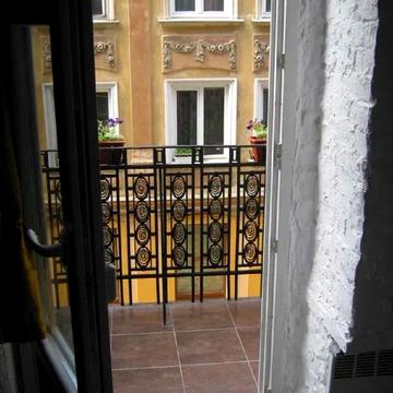 Братів Рогатинців вул., 18