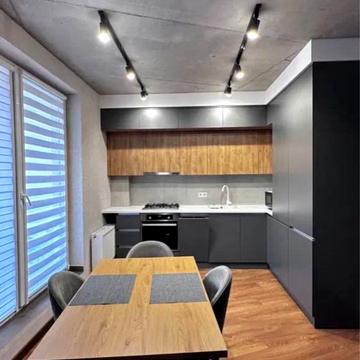 Пекарська вул., 30