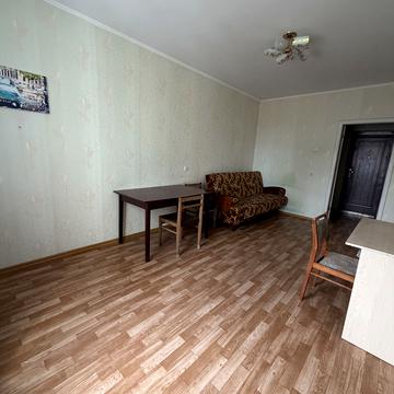 Красносільського вул., 45