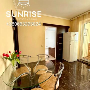 Марка Кропивницького вул. (Потьомкінська), 127