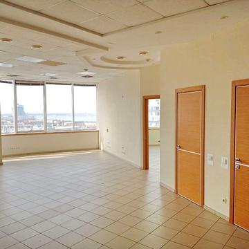 Королеви Єлизавети ІІ вул. (Глинки), 2