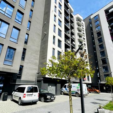 Юліана Пелеша вул., (Будинок 1)