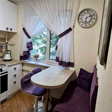 Вацлава Гавела бульв. (Івана Лепсе), 79-А