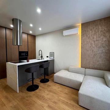 Набережна Перемоги вул., 128