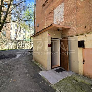 Ярославів Вал вул., 21-Д