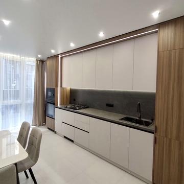 Героїв Миколаєва вул., (Будинок 3)