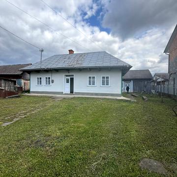 Каштанова вул., 74