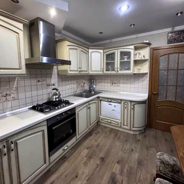 Олега Григорєва вул., 10-Б