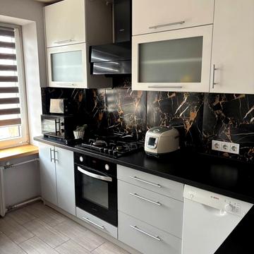 Наукова вул., 112