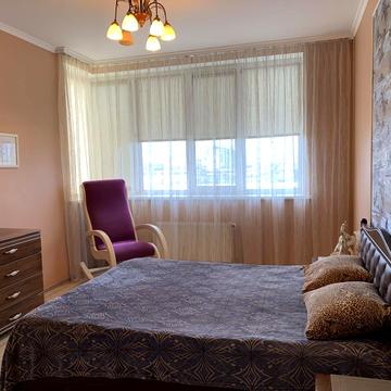 Героїв полку "Азов" вул. (Маршала Малиновського), 8