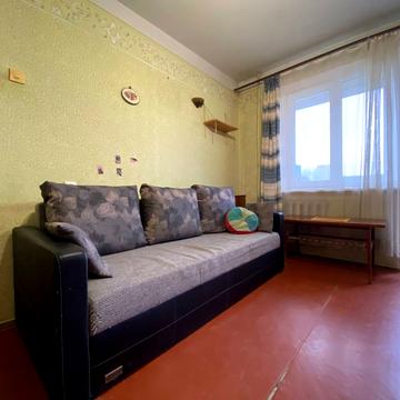 Олександра Довженка вул., 22