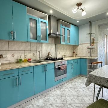 Корольова, 6