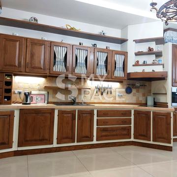 Дмитрівська вул., 17-А