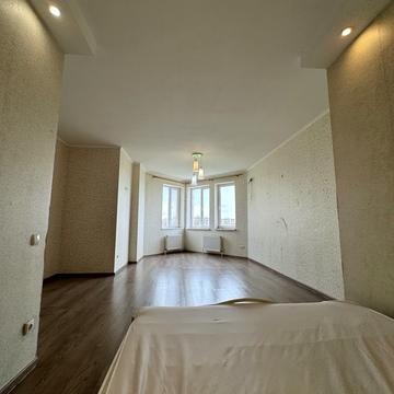 Шкільна вул., 35