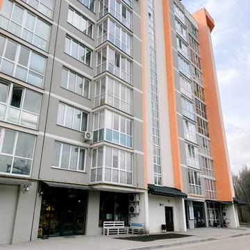 Івана Величковського вул., 70а
