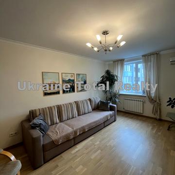 Бориспільська вул., 12-В