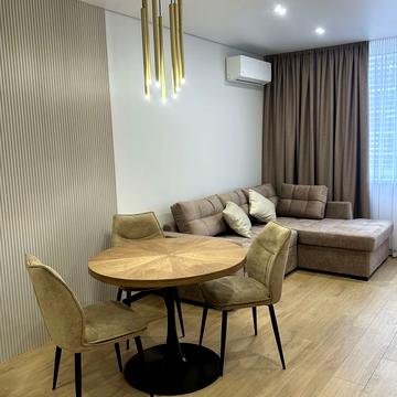 Олександра Олеся вул., 17