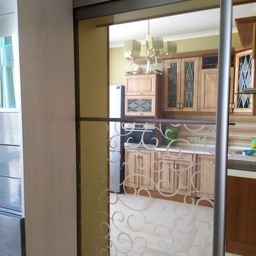 Володимира Івасюка просп. (Героїв Сталінграду), 6-А