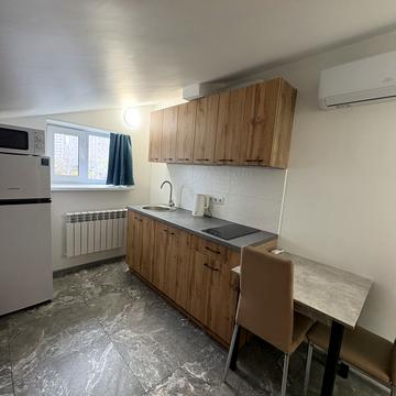 Єлизавети Чавдар вул., 1