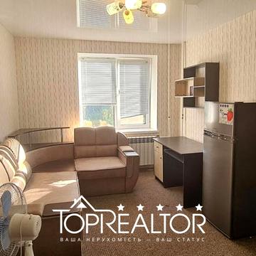 Тахіатаська вул., 8