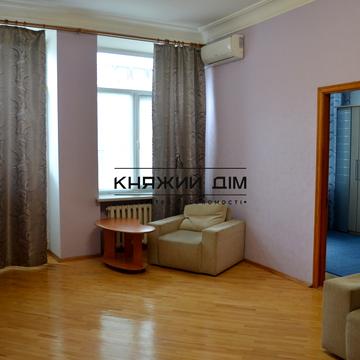 Велика Васильківська вул. (Червоноармійська), 29