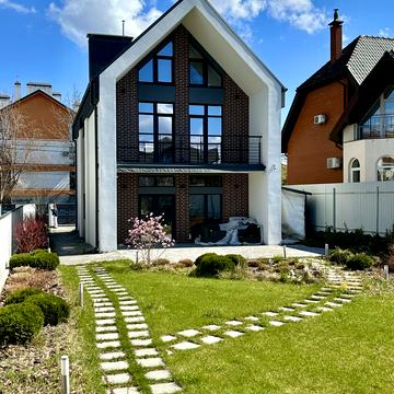 Амосова вул., 74 А