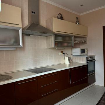 Дніпровська, 89А