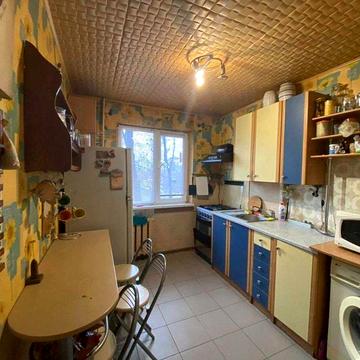 Борщагівська вул., 8