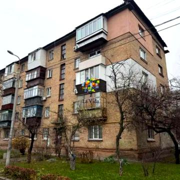 Пластова вул. (Івана Сергієнка), 19