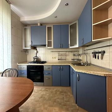 Червоної Калини просп. (Володимира Маяковського), 55