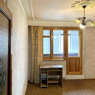 Луї Пастера вул., 324