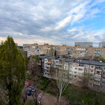 Янтарна вул., 79