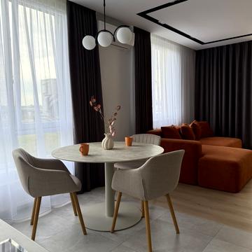 Авраама Лінкольна вул. (Димитрова), 6-Б