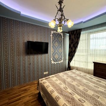 Зарічна вул., 1-Б