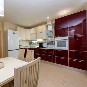 Єлизавети Чавдар вул., 13