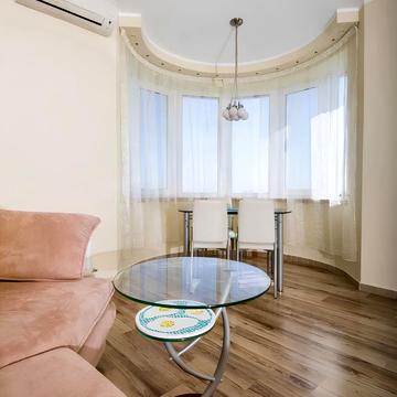 Верховинна вул., 35