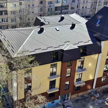 Яслинська вул., (Будинок)