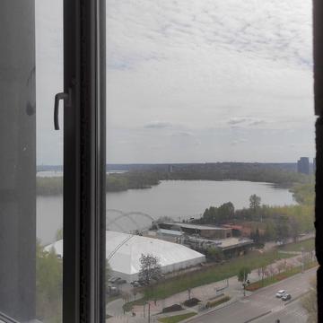 Набережна Перемоги вул., 68-А