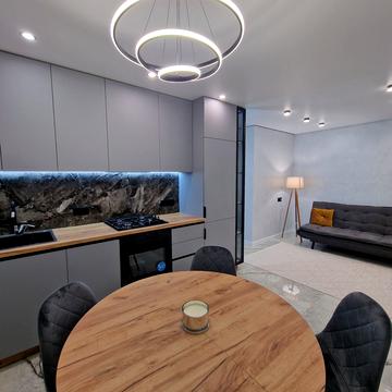 Київська вул., 8-Г